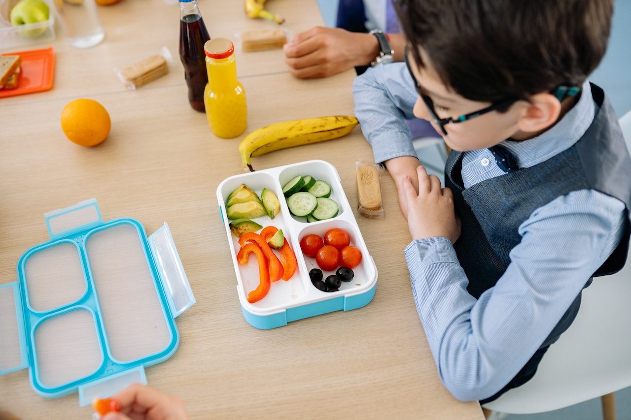 How to Make Sure Your Child Is Eating a Healthy Diet