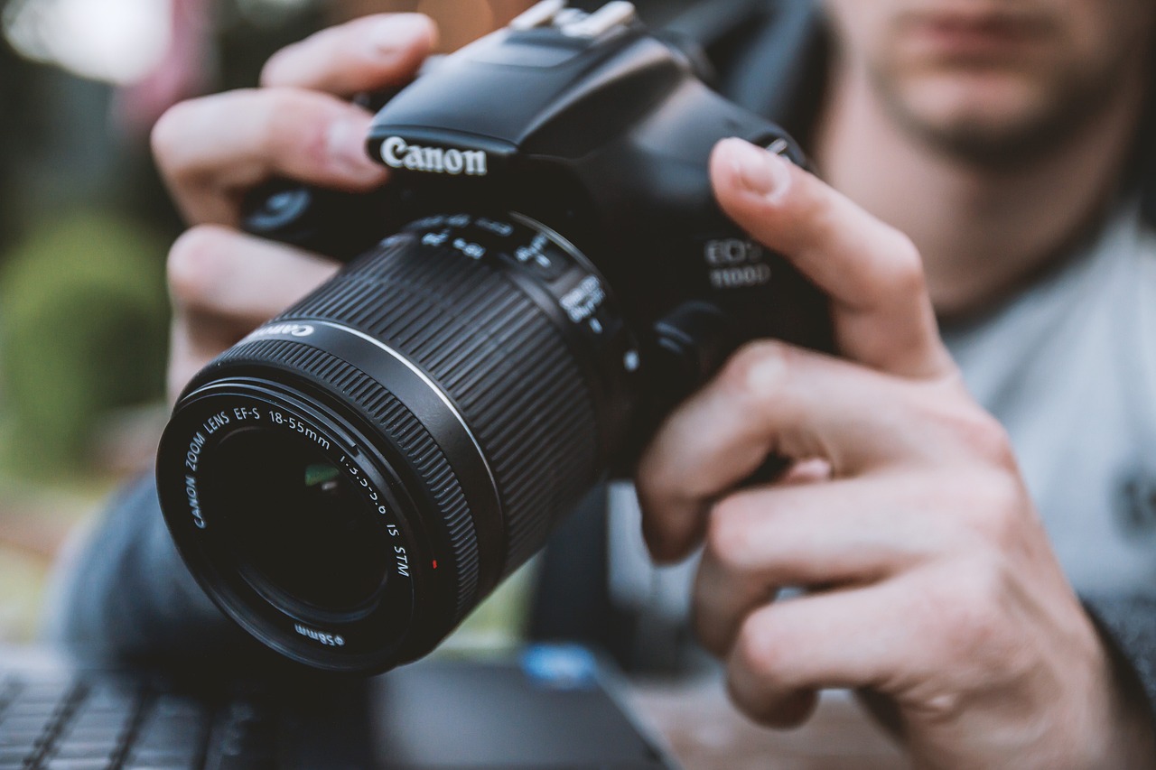 How to Take Good Photographs: A Guide for Beginners